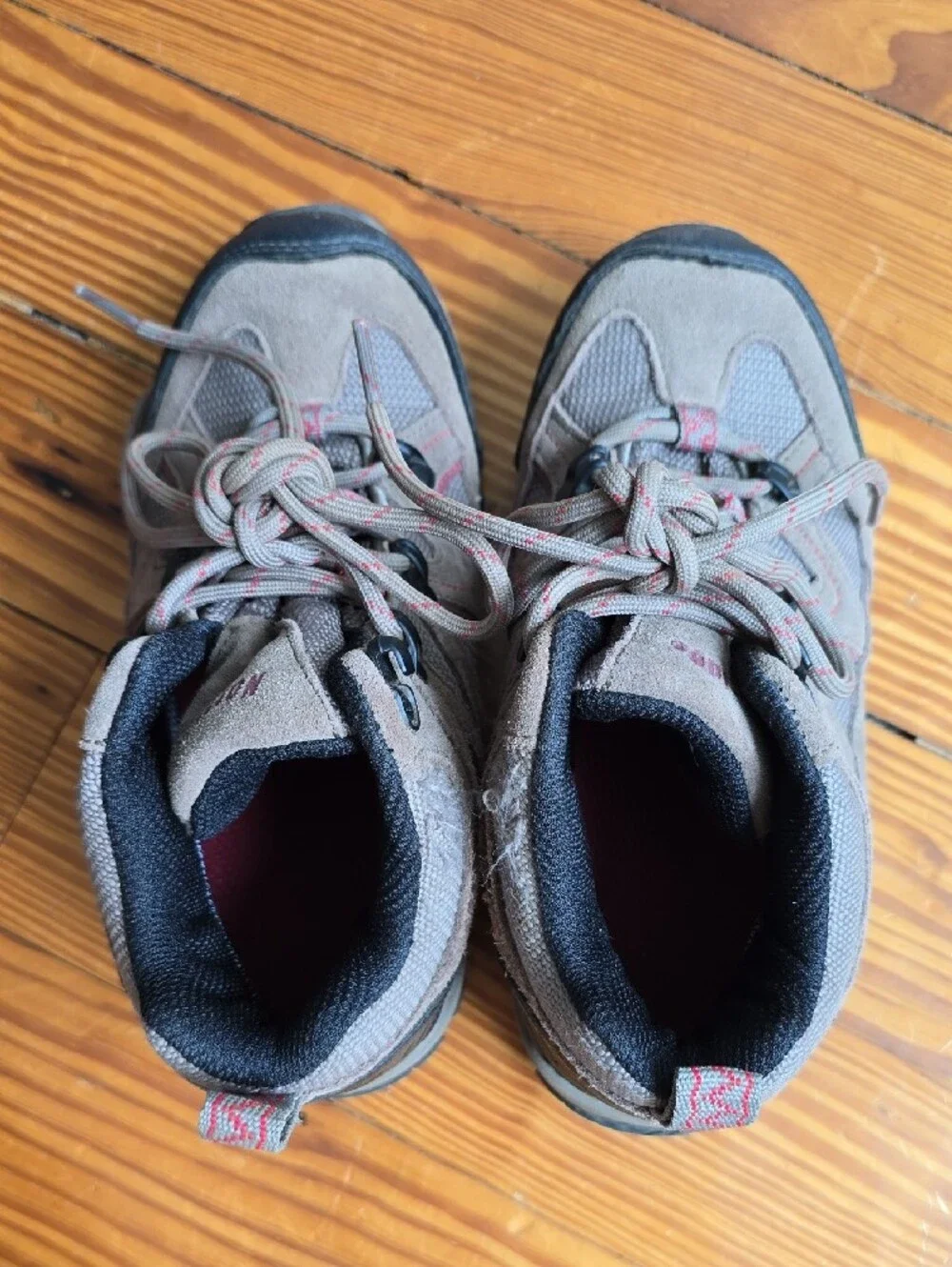 Northside Kids Waterproof Hiking Boots in Brown and Gray Sz 2